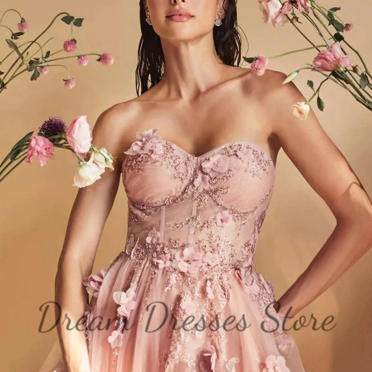 Squisito abito da ballo senza spalline con scollo a cuore, lunghezza alla caviglia, applique con fiori tridimensionali fatti a m